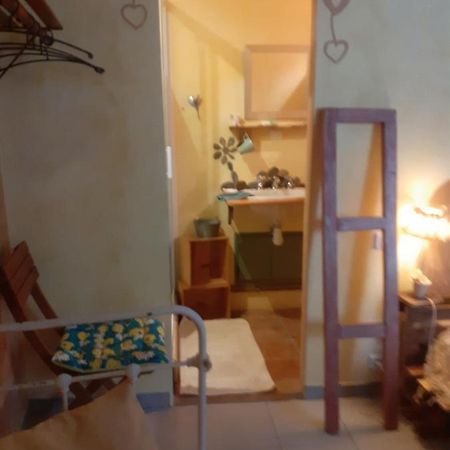 Gaietefleur Bed & Breakfast Vezenobres Ngoại thất bức ảnh